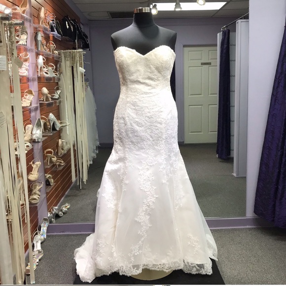 DaVinci - Style 50381 - Size 18 - Ivory - Picture 1 of 4